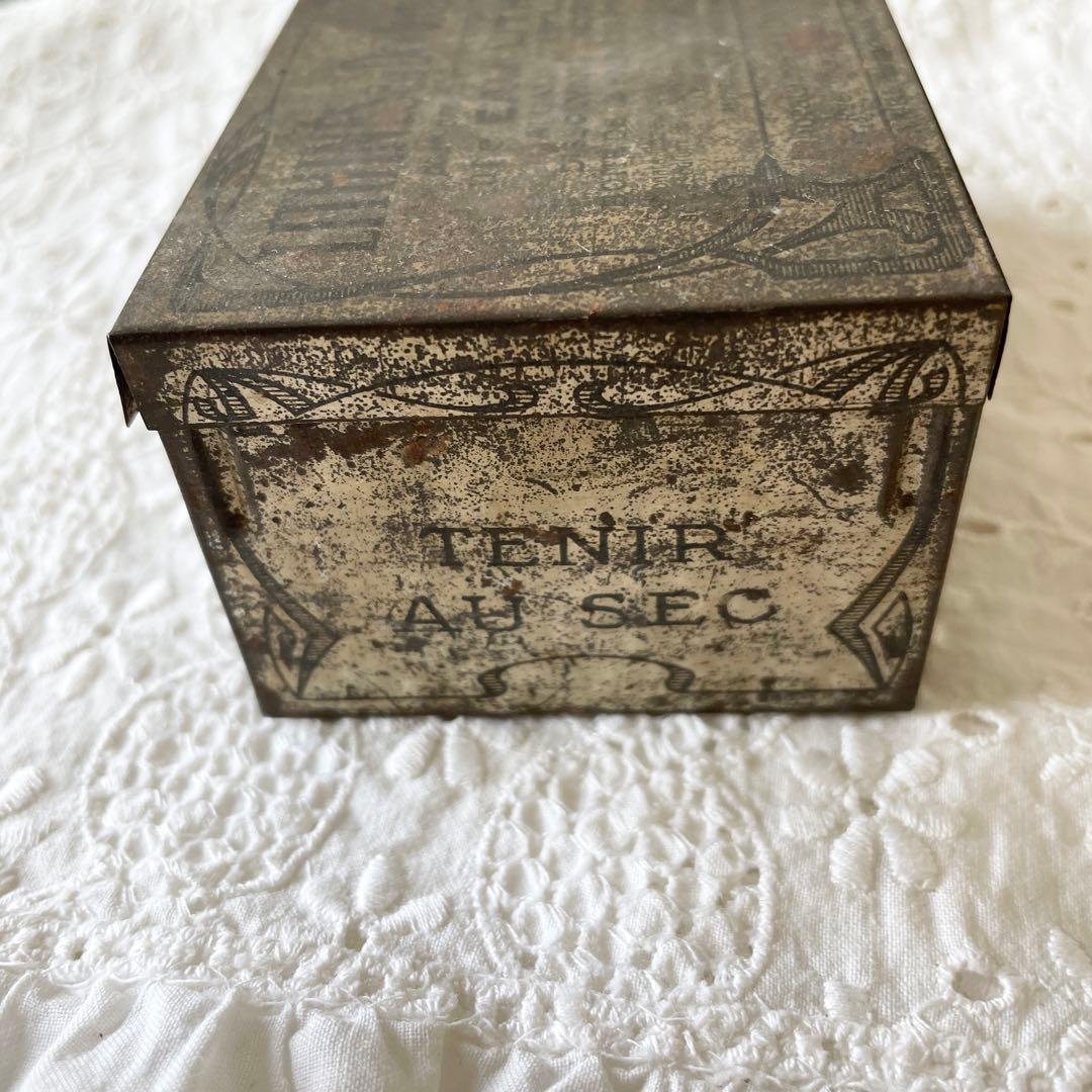 フランスアンティーク　TIN缶