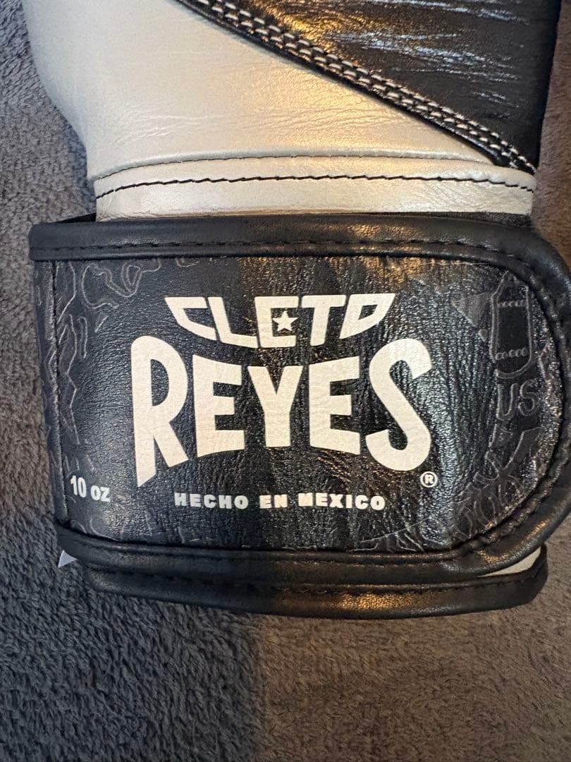 Cleto Reyes ボクシンググローブ 10 oz