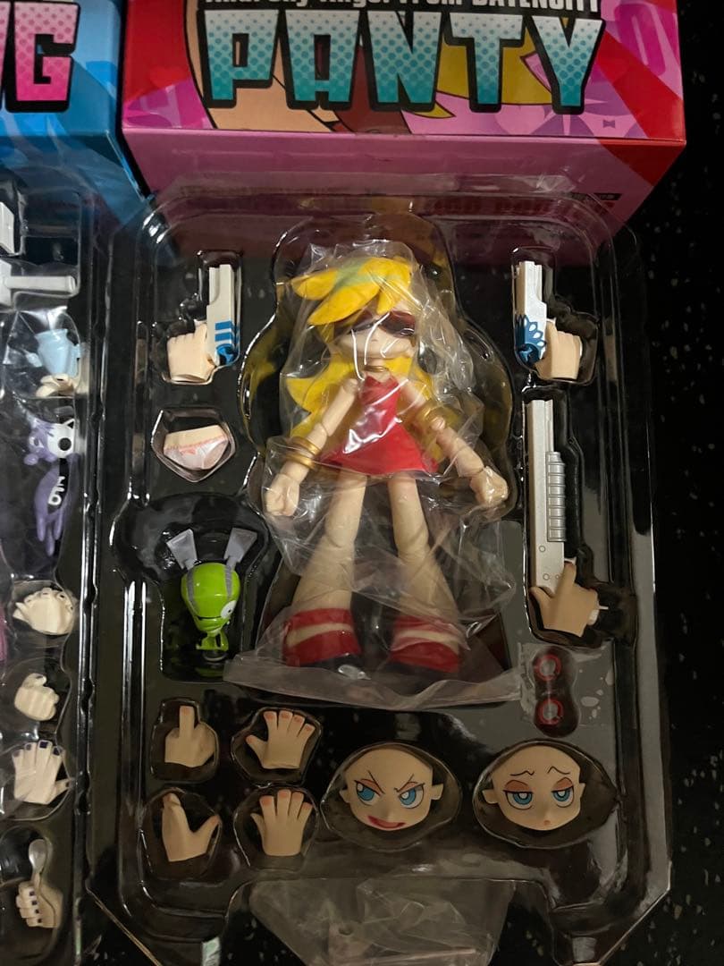 パンティ&ストッキングwithガーターベルトフィギュア２体セットRIO:bone