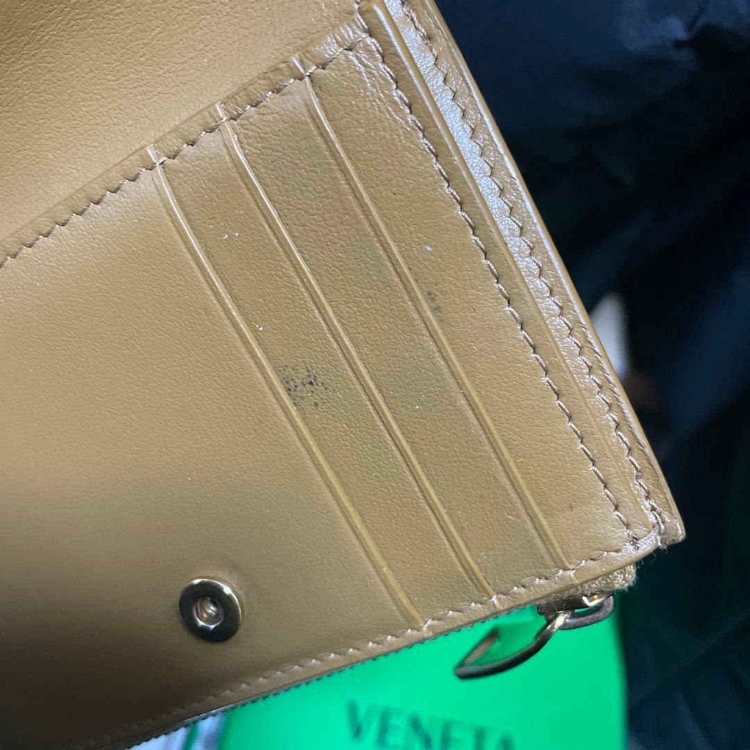 れん。ボッテガ　カセットスモール二つ折りウォレット