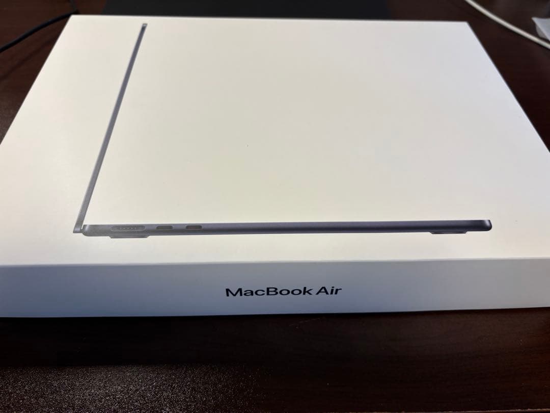 スペースグレー MacBook Air 13インチM2チップ搭載本体 充電器付き