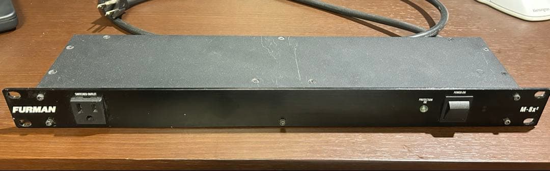 FURMAN M-8X2 パワーディストリビューター ラックマウント電源タップ