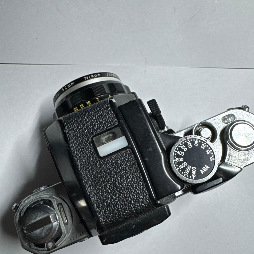 Nikon F2＋レンズ。