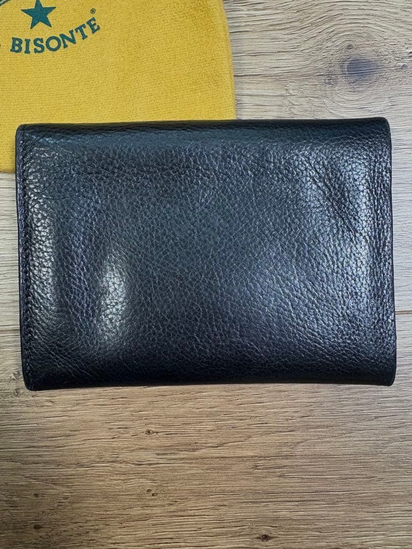 IL BISONTE ブラック二つ折り財布
