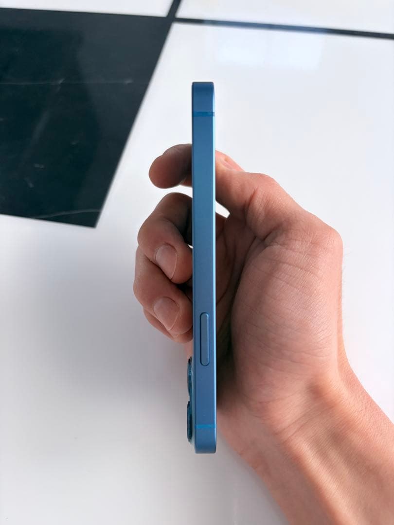 Apple iPhone 13 mini本体 ブルー