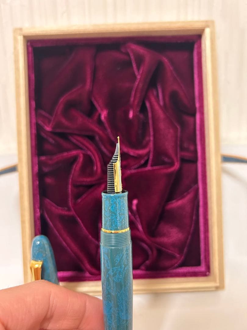 セーラー万年筆 伝統漆芸 彩雅 万年筆 藍碧（らんぺき） 中字
