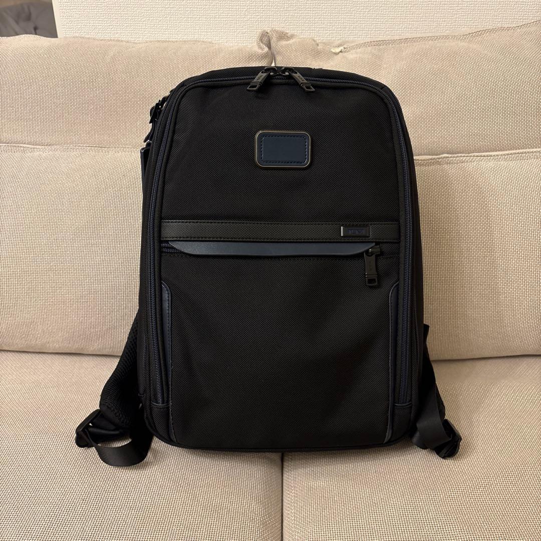 【日本限定カラー】tumi スリム・バッグパック