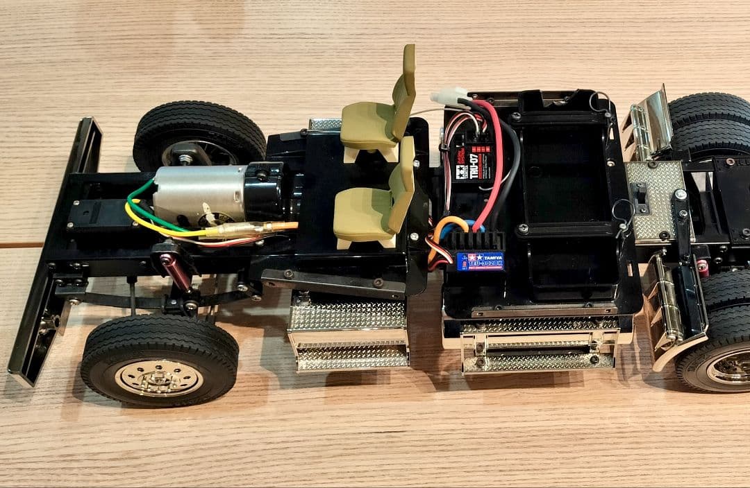 タミヤ　1/14　キングハウラー　メカ付きトレーラーヘッド　トラック　RC