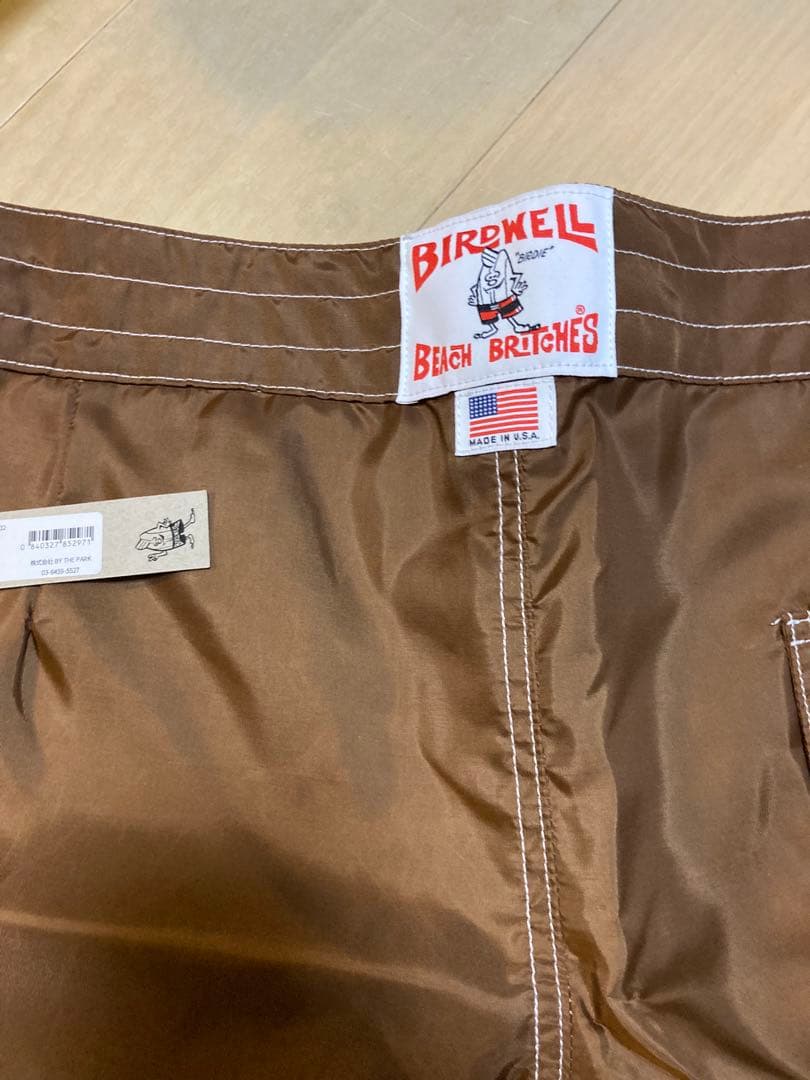 BIRDWELL 300ボードショーツ 32 新品未使用