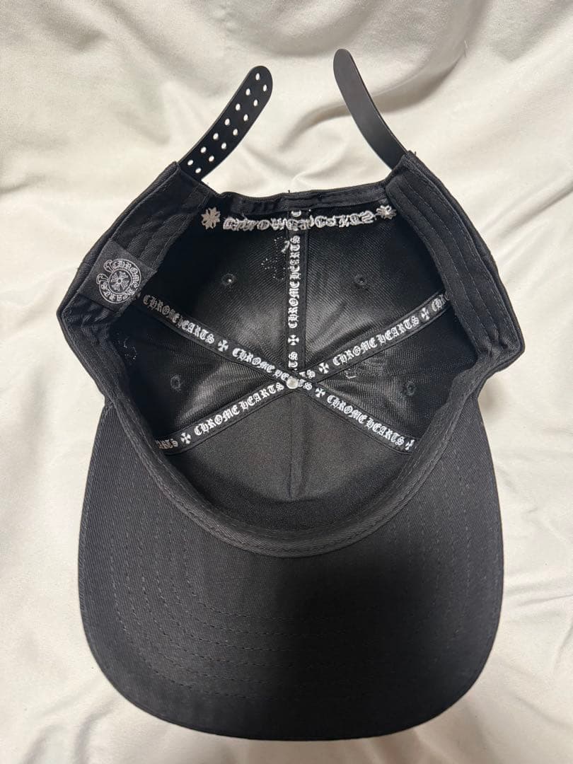 Chrome Hearts クロス刺繍キャップ