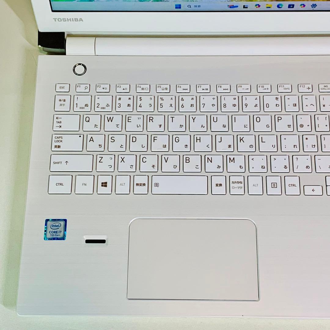 Core i7✨SSD1TB✨32GB✨Windows 11✨白✨ノートパソコン