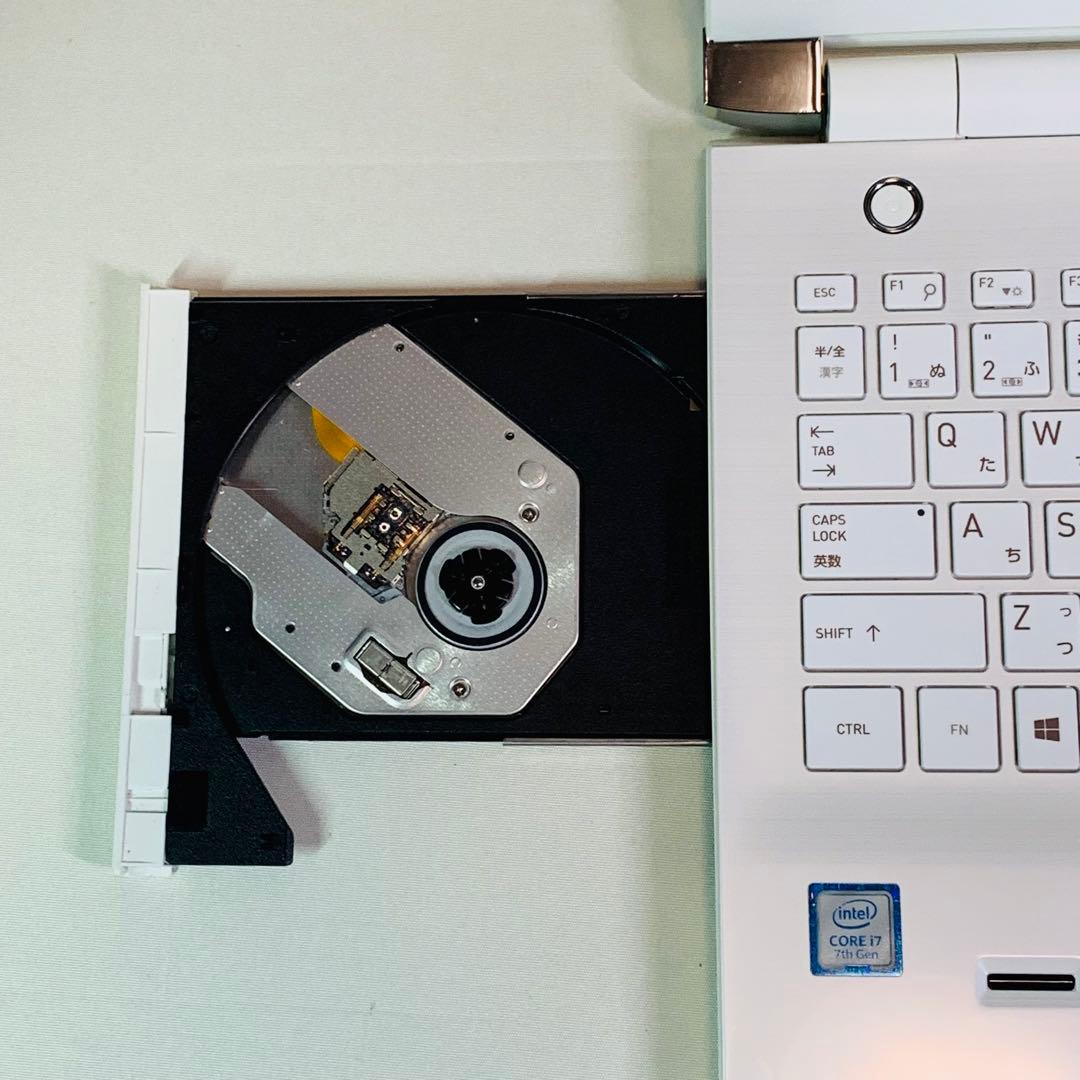 Core i7✨SSD1TB✨32GB✨Windows 11✨白✨ノートパソコン