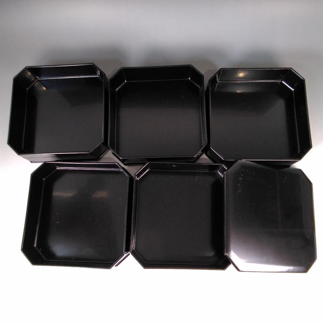 ア142 『塗師　川瀬表完』作　『黒真塗　五重縁高　共箱』茶道具