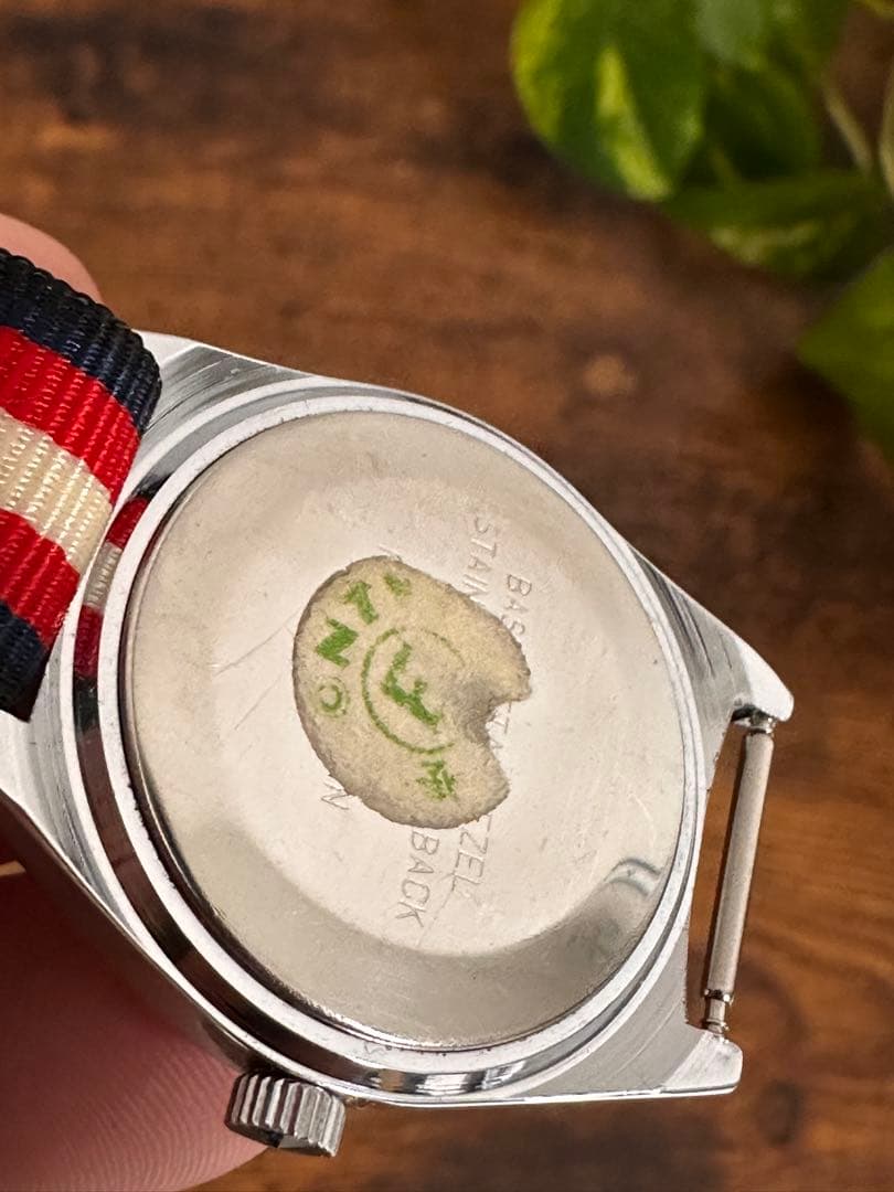 希少　レトロ　鉄腕アトム　腕時計（手巻き）