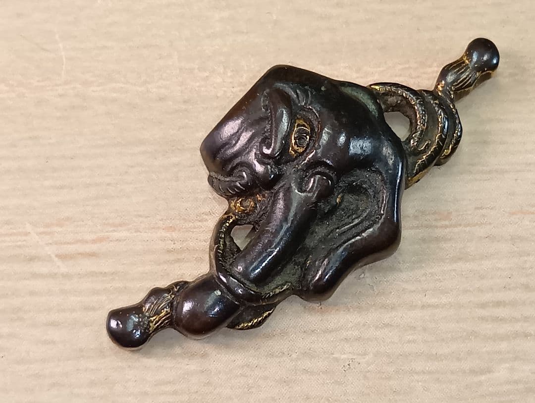 煙草入れ／天狗前金具