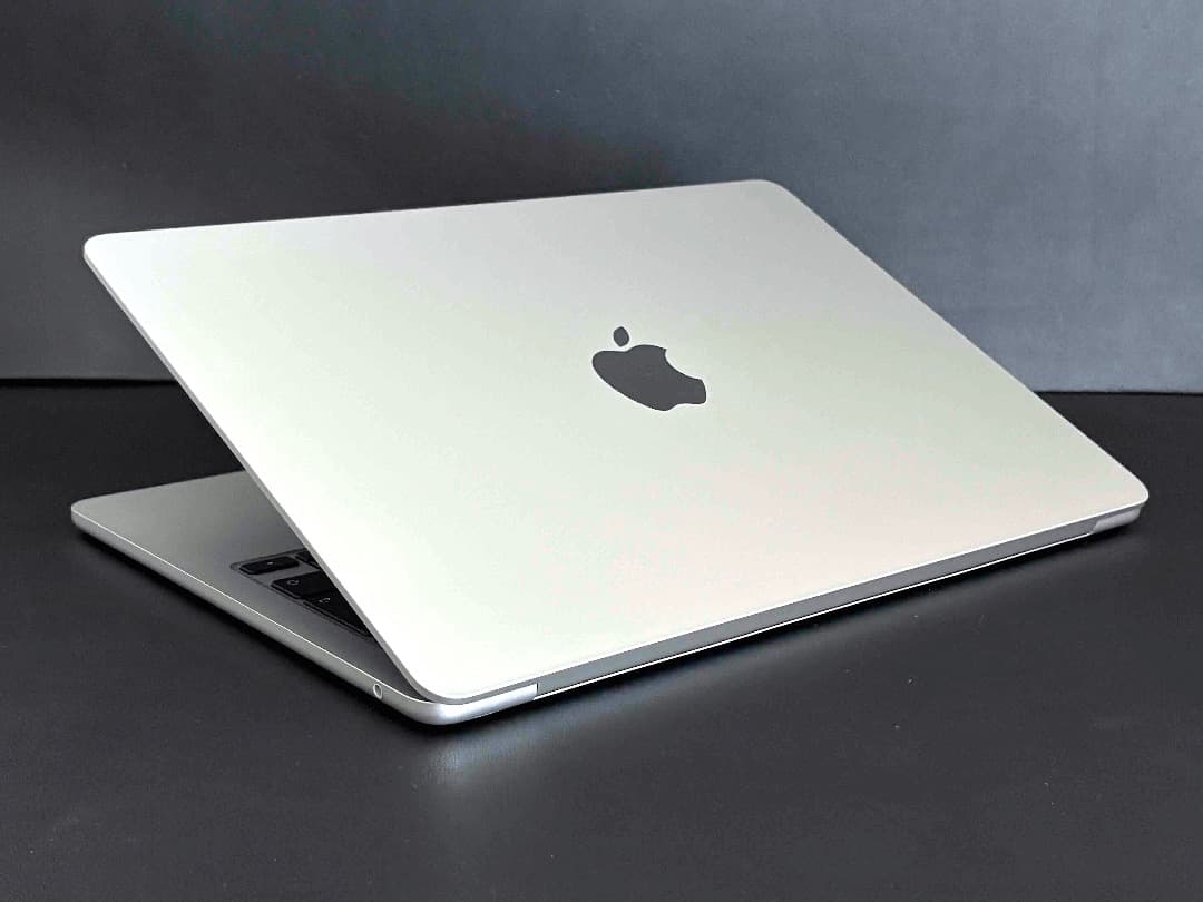 【美品】MacBook Air （M2, 2022）13.6㌅元箱 バッテリー◎