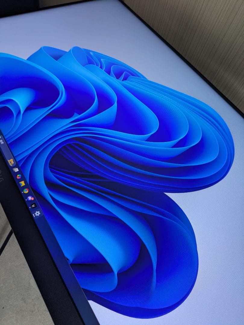 LG 32GP750-B 31.5インチ