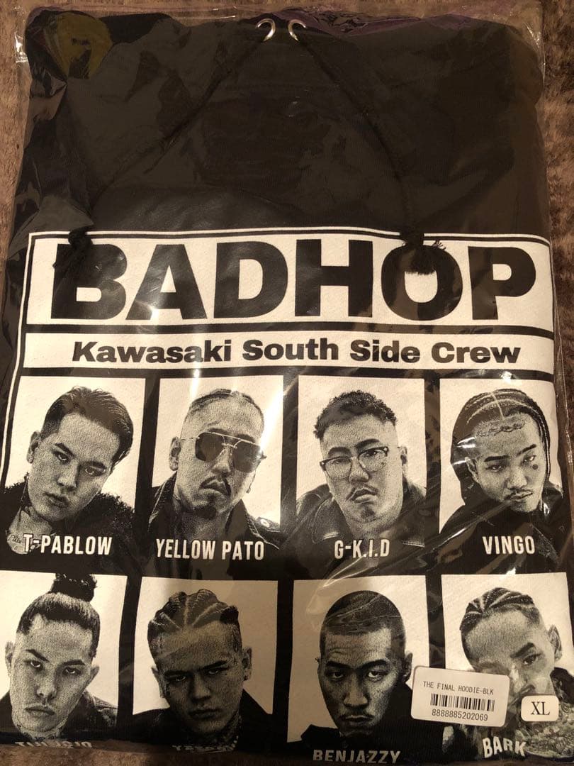 新品未使用　未開封　BADHOP フード付きスウェットシャツ XL 黒
