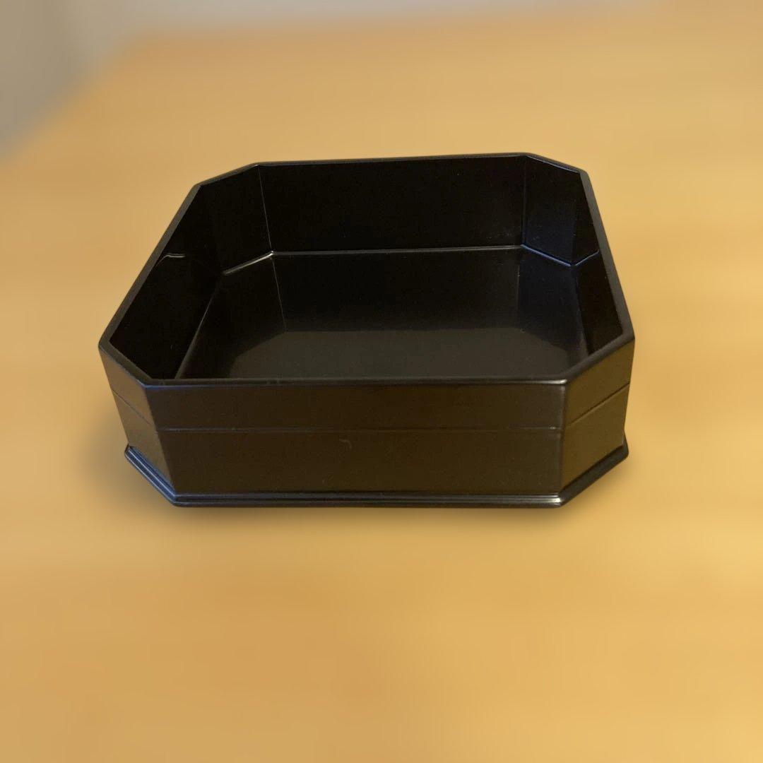 ほぼ未使用 懐石道具 木製黒真塗 5段縁高重 紙箱