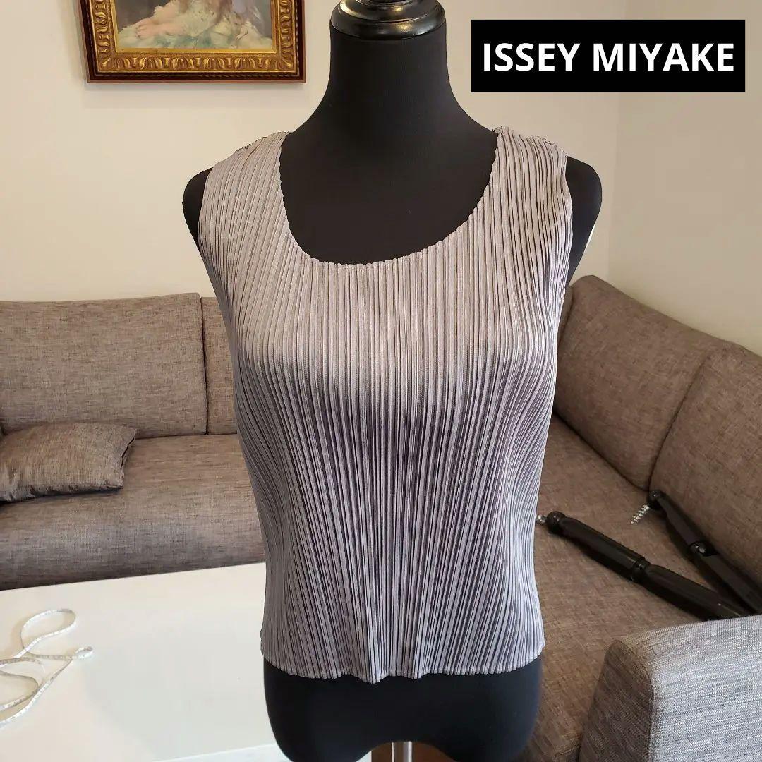 美品　PLEATS PLEASE　プリーツプリーズ　タンクトップ　3