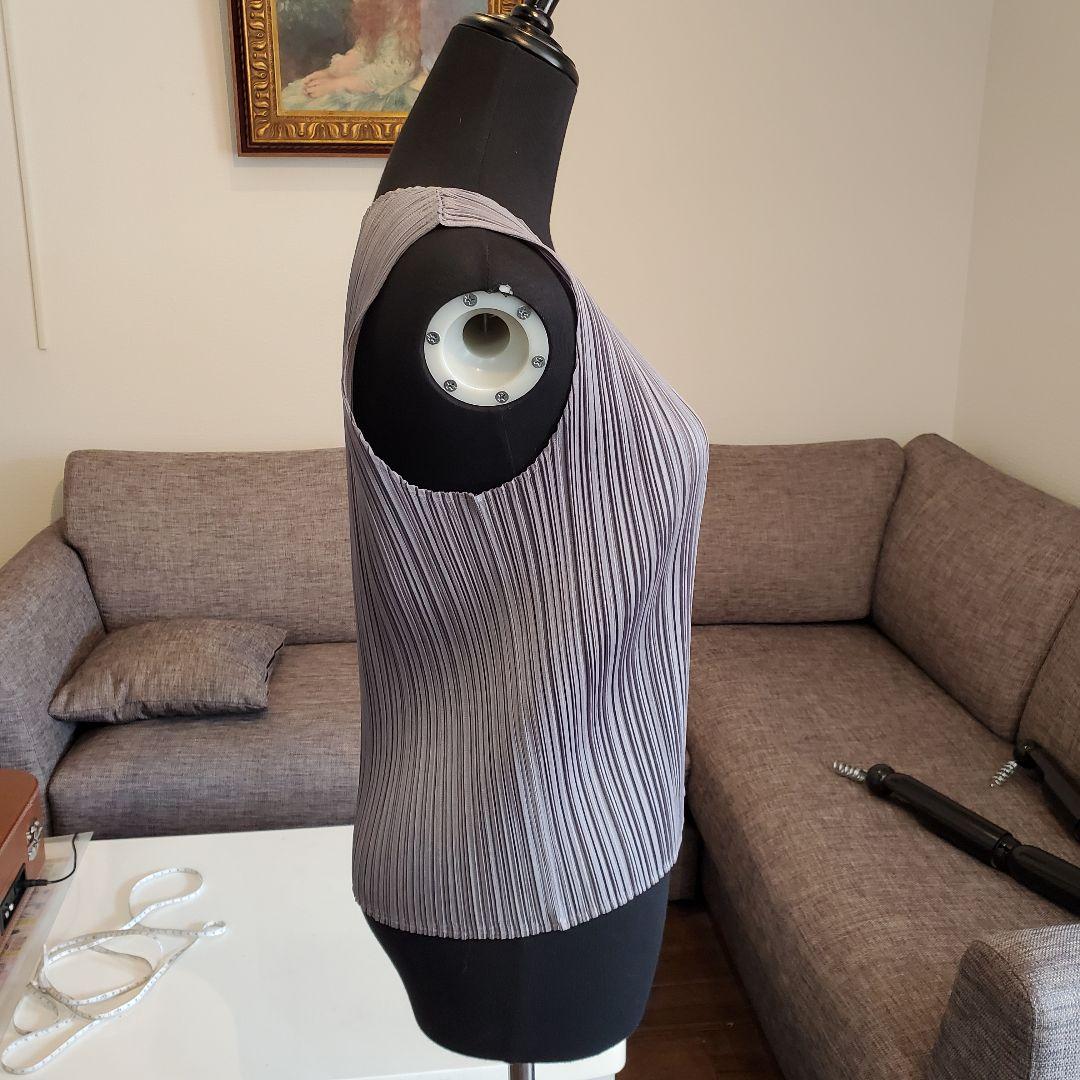 美品　PLEATS PLEASE　プリーツプリーズ　タンクトップ　3