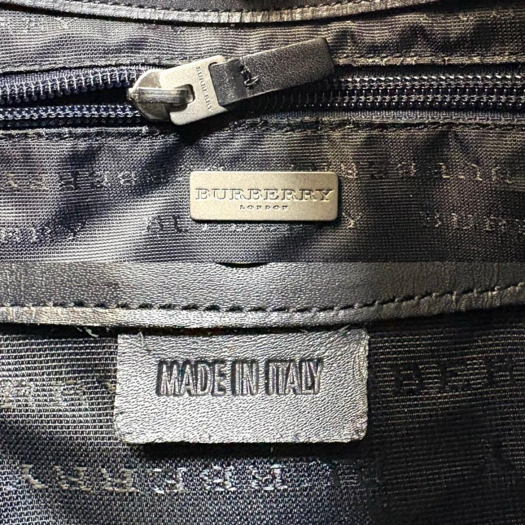 【美品】バーバリー PVCレザー 肩掛けショルダーバッグ グレー イタリア製