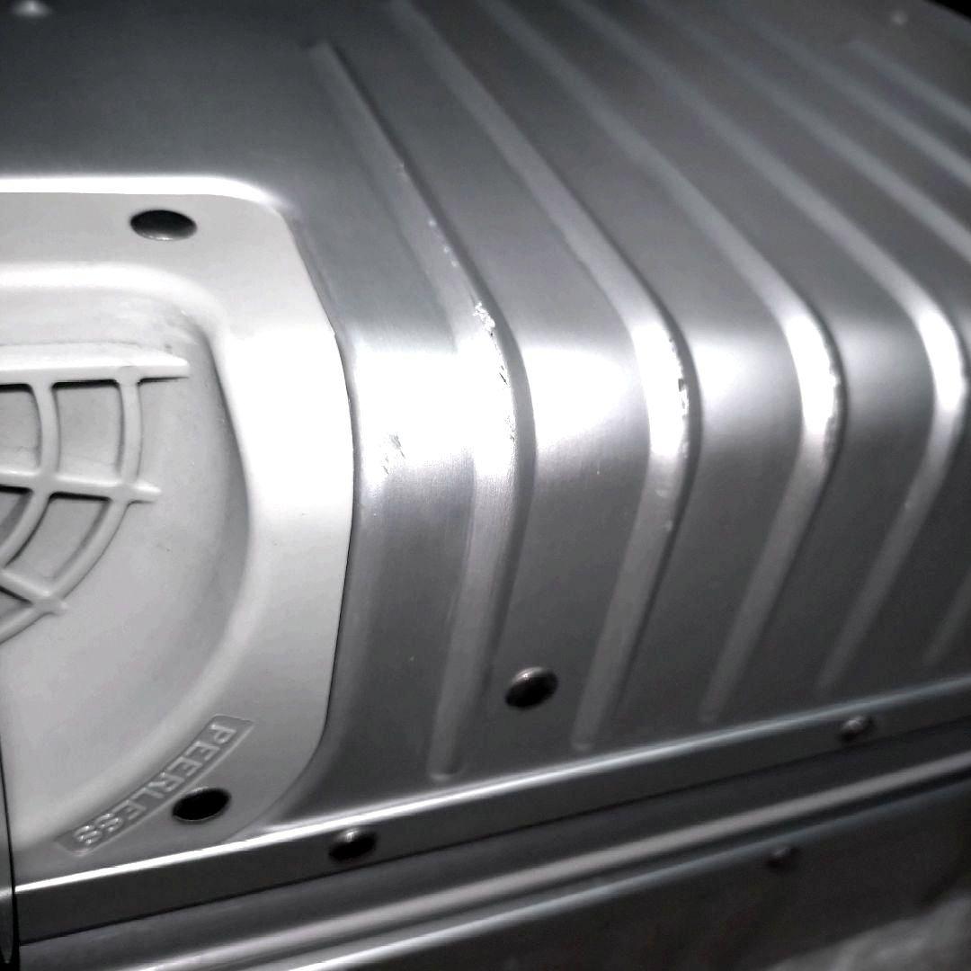 ✨極美品✨イノベーター　INV1811 36L 機内持込サイズ　アルミ