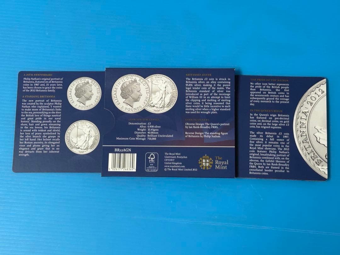 【希少】 2012年 ブリタニア銀貨イギリスロイヤルミント専用スライドケース入り