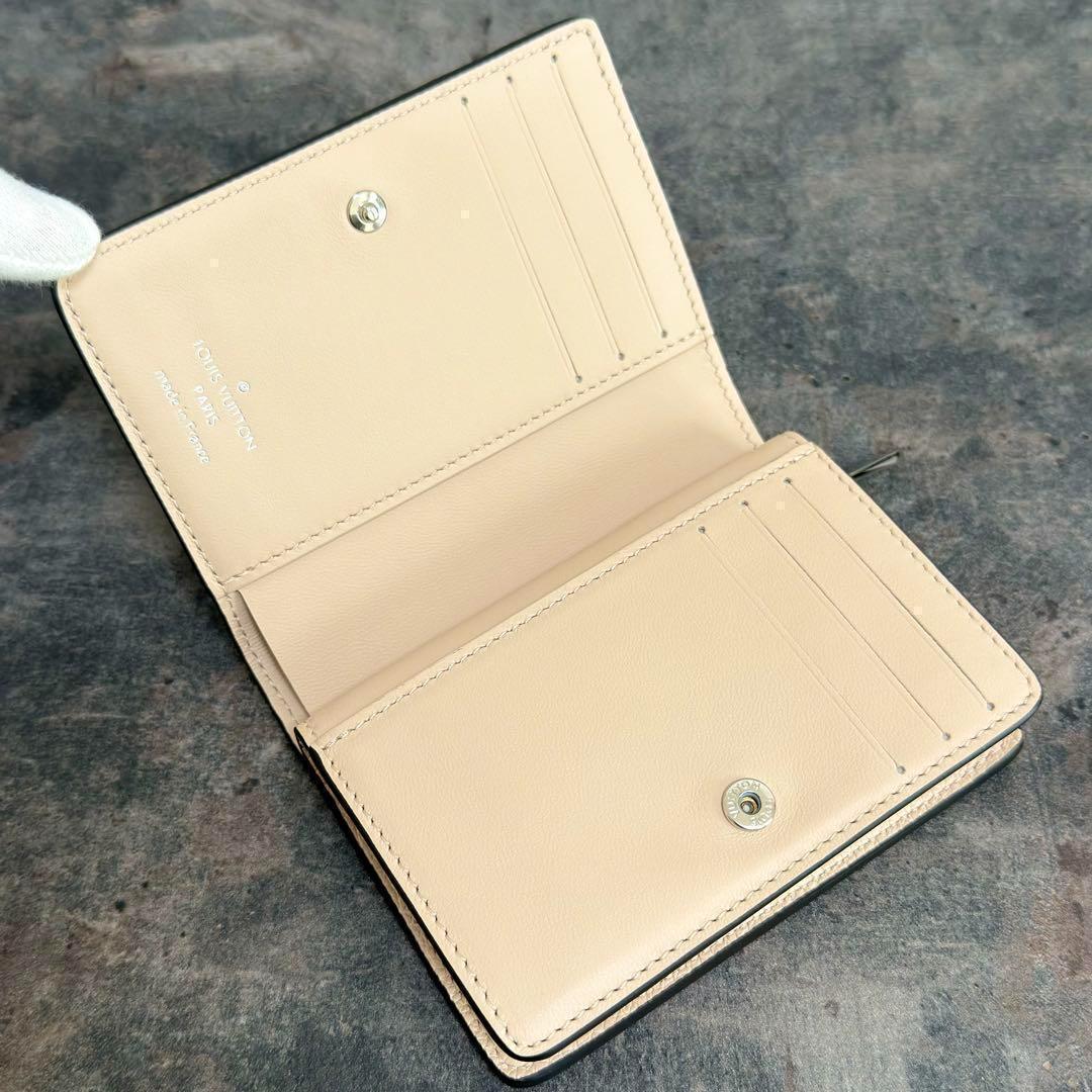 完売品 新品⭐️ルイヴィトン マヒナ クレア フライトモード ベージュ×オレンジ