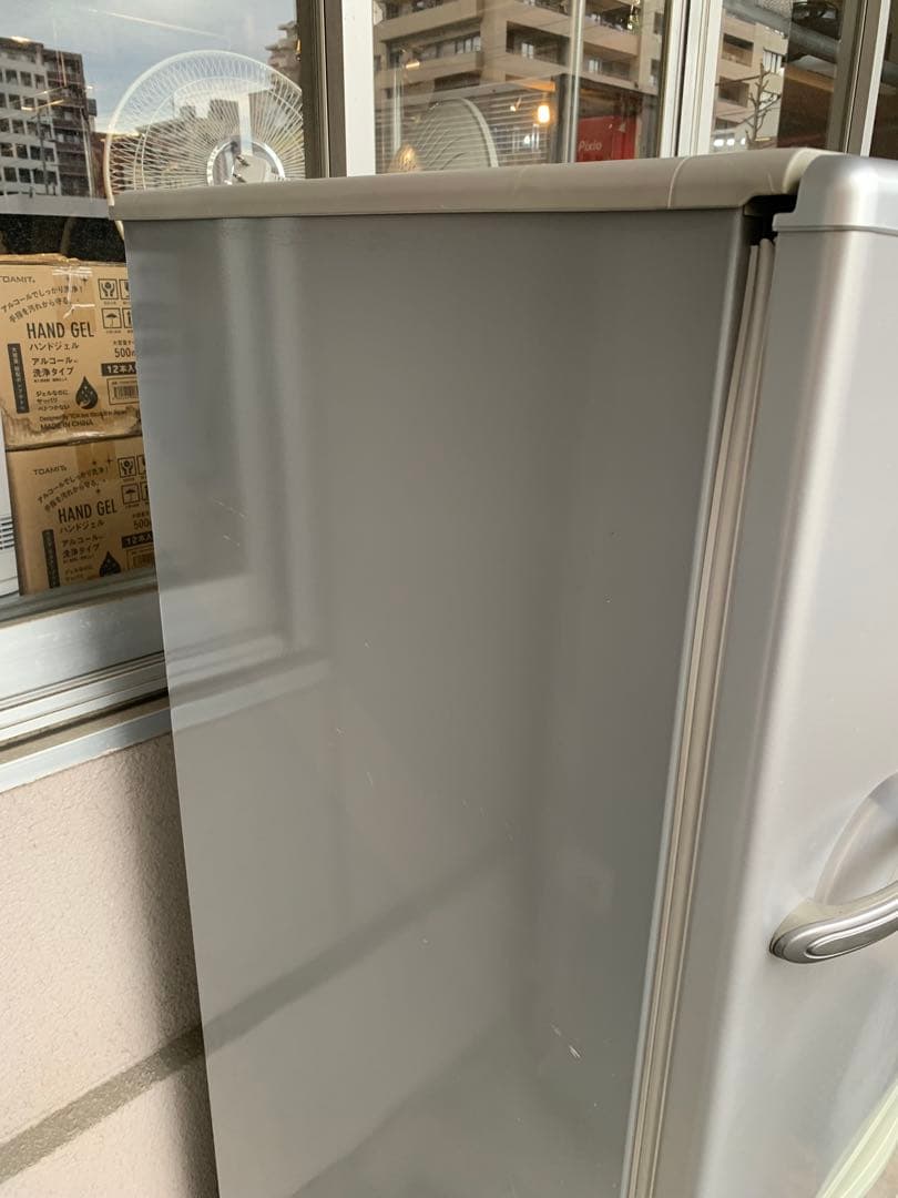 シルバー 3ドア冷蔵庫　サンヨー