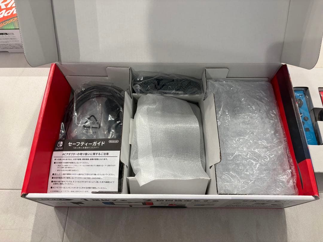 Switch 本体 赤青 + Ring Fit Adventure おまけケース