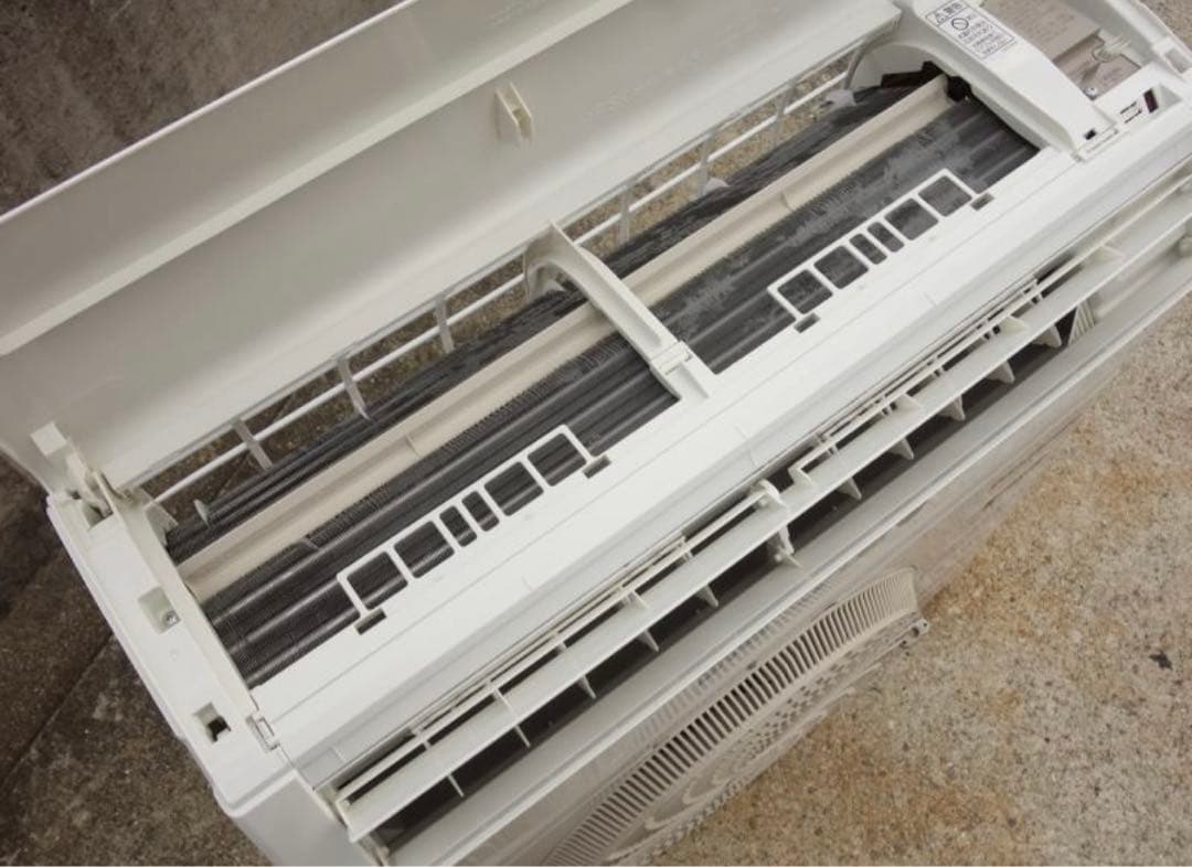 2020年 Eolia エオリア 標準モデル 中古　エアコン室内機、リモコンのみ