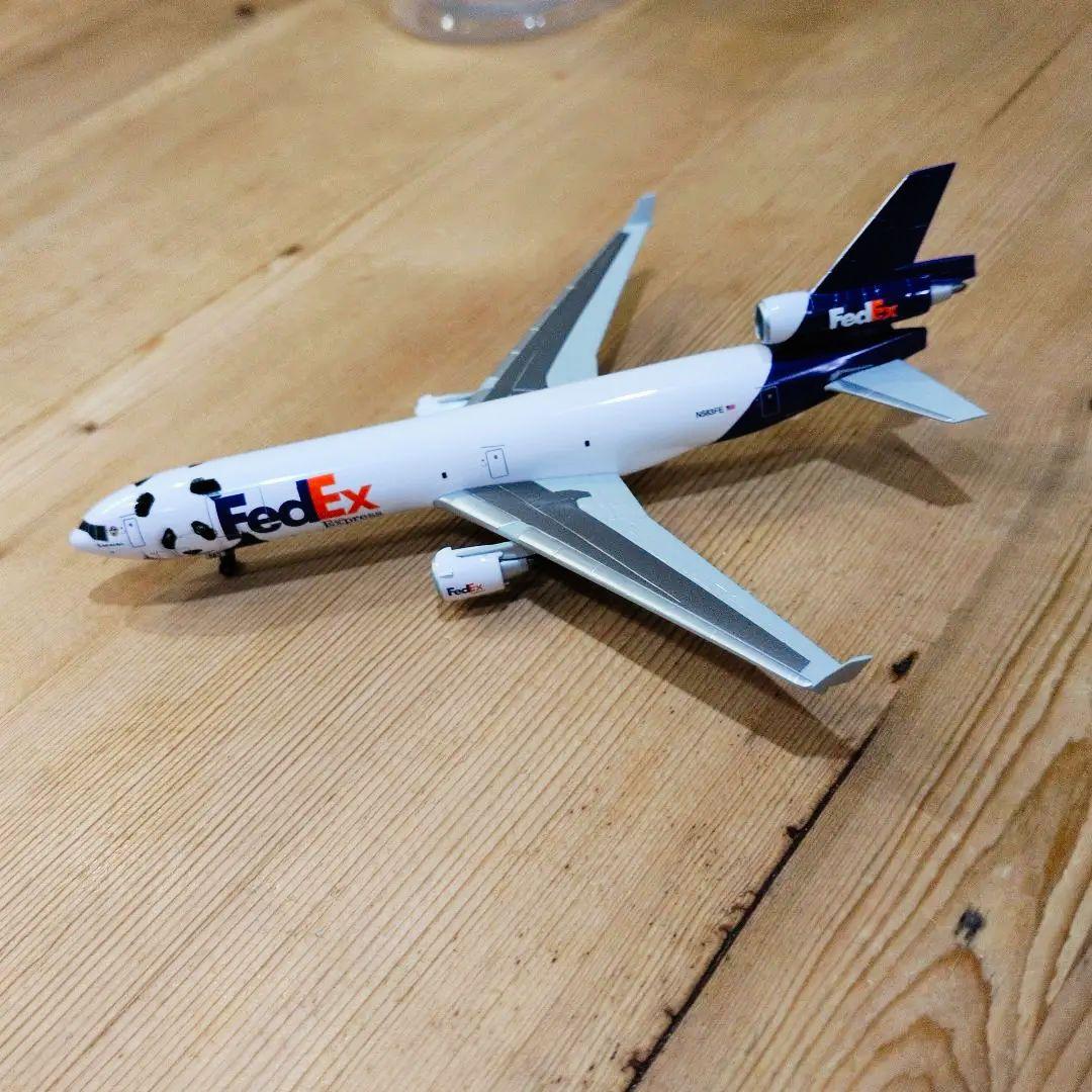 MD-11 1/400モデル