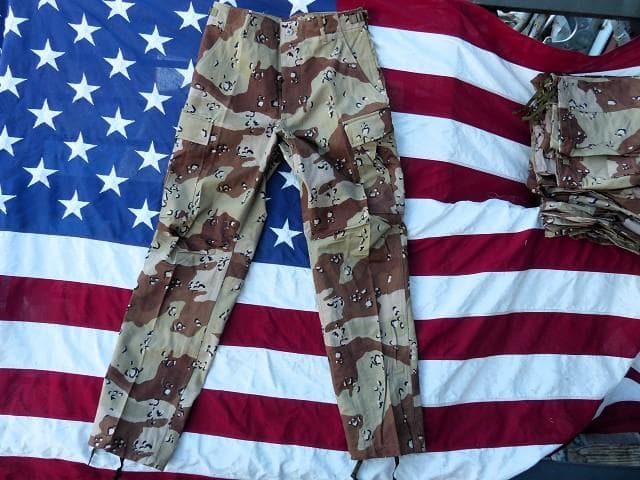 レア! 米軍実物 デザート６カラー ＢＤＵパンツ S-R チョコチップ　687