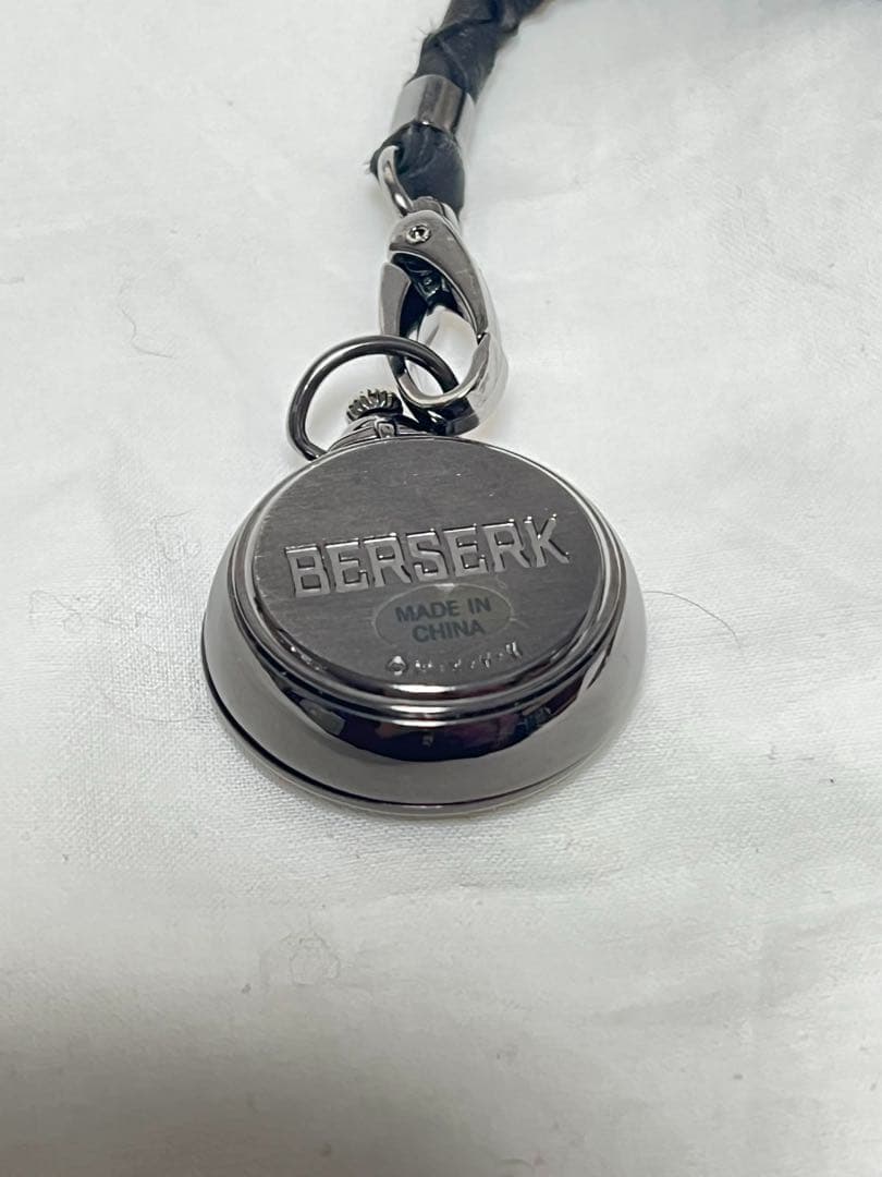 匿名配送/ベルセルク 懐中時計　鷹の団 ⚠️リメイク出来る方向け 箱無し 当時物