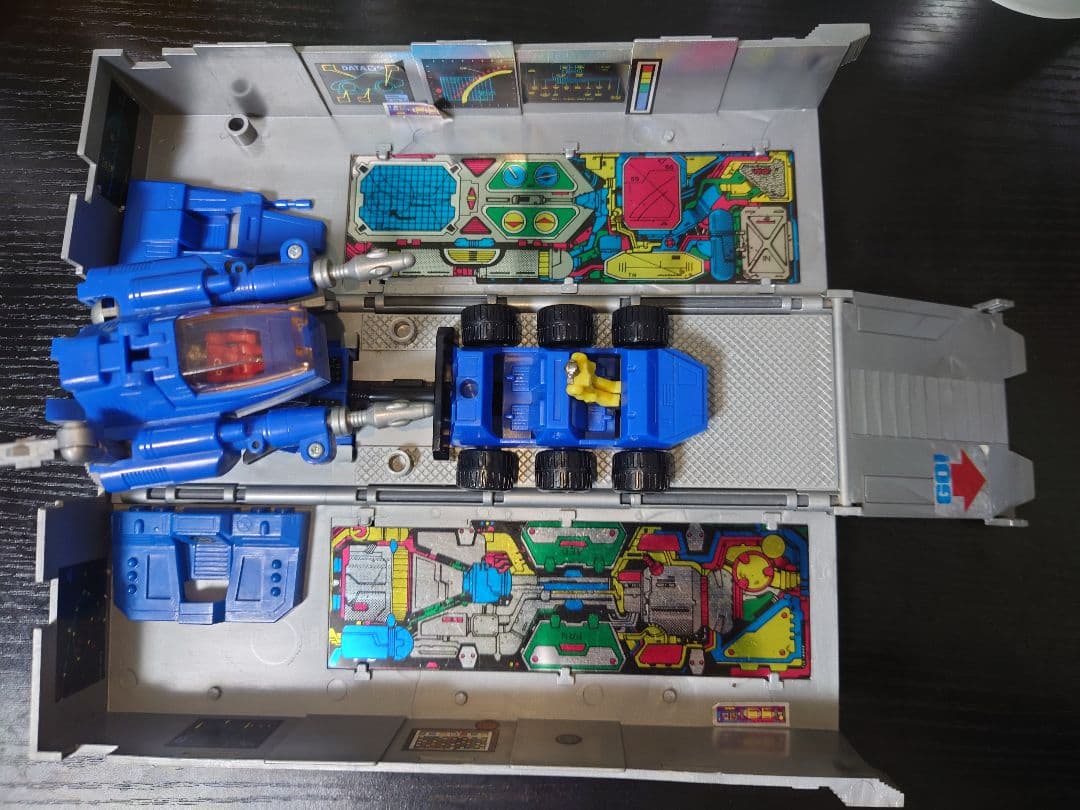 ア*ァ様 ダイアクロン　バトルコンボイ