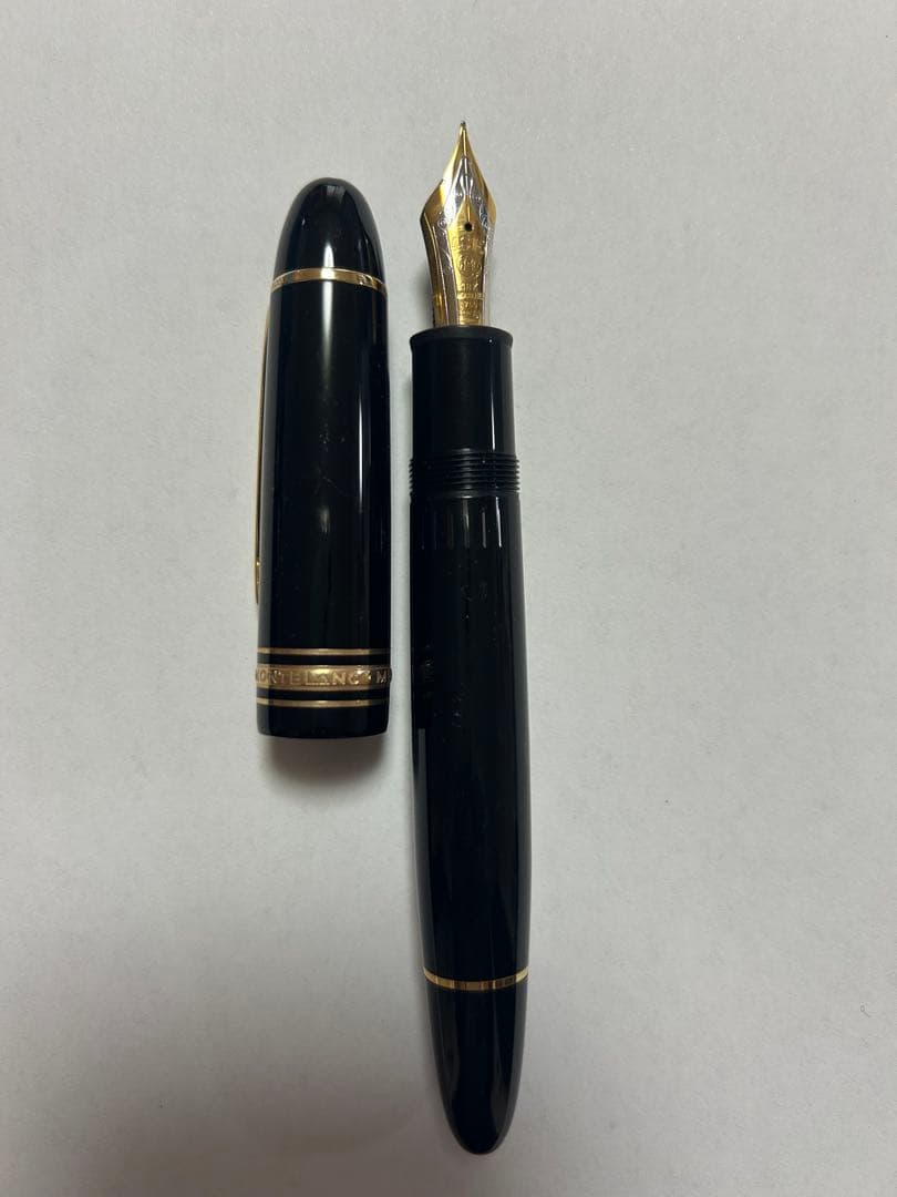 モンブラン 万年筆 黒 金ペン先 4810 18K 専用ケース付き　No.149