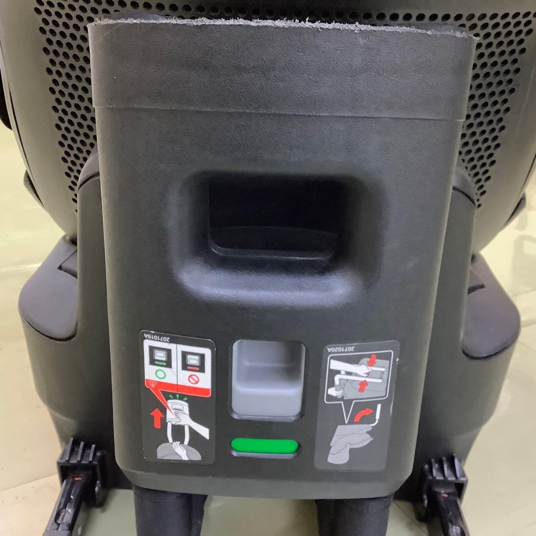 あ*ん様 【極美品】エールベベ クルット3i グランス ISOFIX アンバーブ