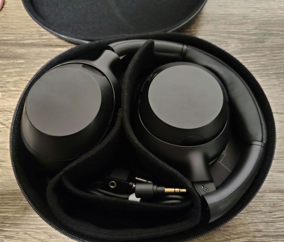 ジャンク品　Sony ULT WEAR