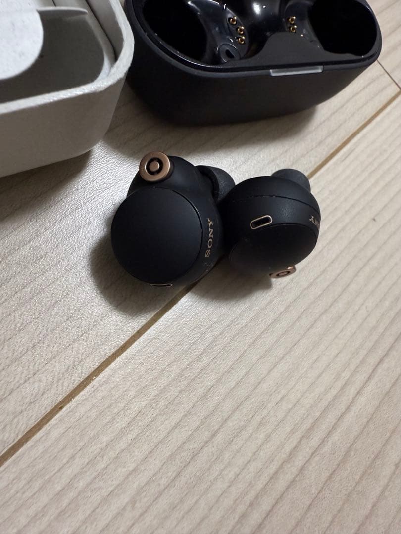 SONY ワイヤレスイヤホン WF-1000XM4 ブラック