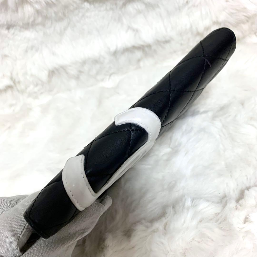 美品！カンボンラインCHANEL 二つ折り財布 黒　ピンク　マトラッセ