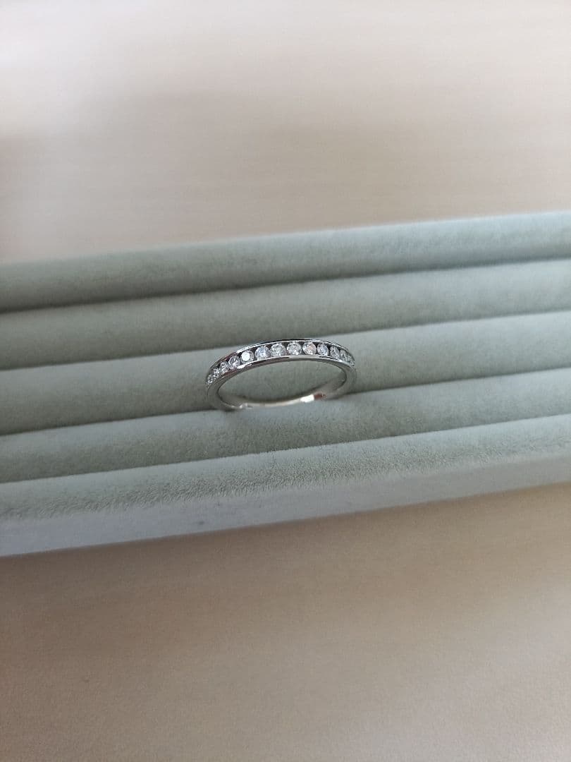 スタージュエリー 9号 プラチナ ハーフエタニティ リング 0.28