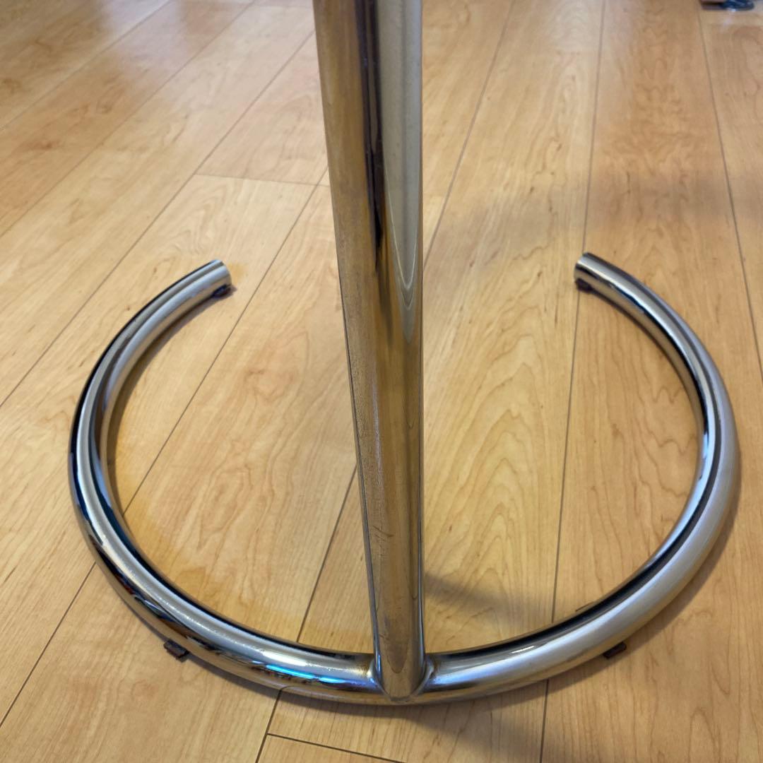 アイリーングレイ アジャスタブルテーブル ガラス サイドテーブル