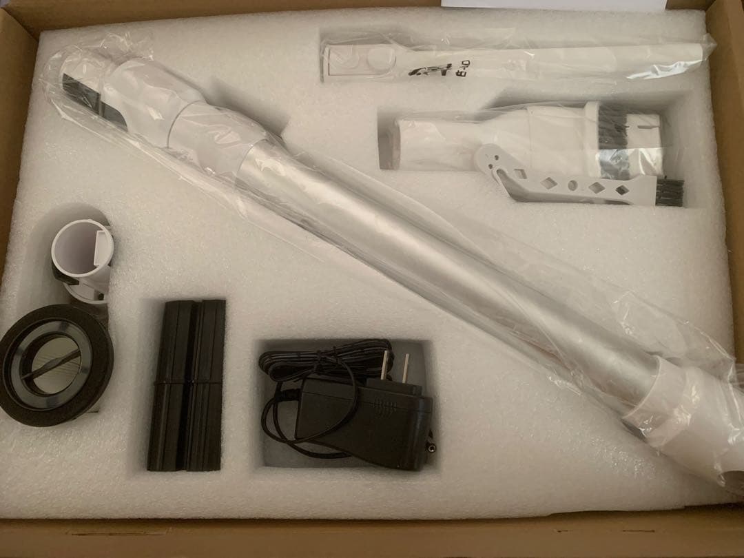 最安値‼️掃除機 コードレス　業界初除菌機能搭載　75Kpa 強力吸引　エコ