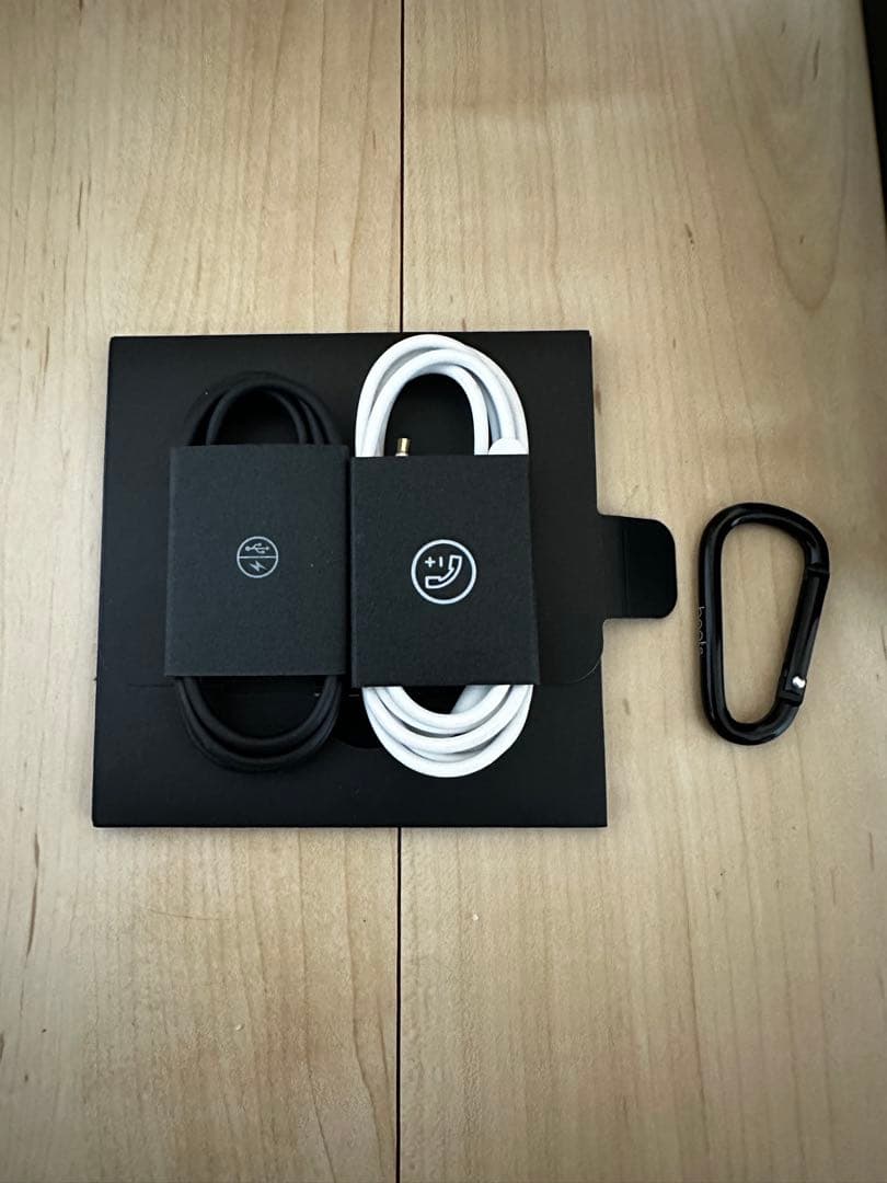 【美品】beats solo3 wireless ヘッドホン　付属品付き！