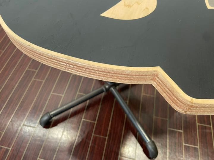 これは珍しい♪異形カフェテーブル インダストリアル ロデオクラウンズ