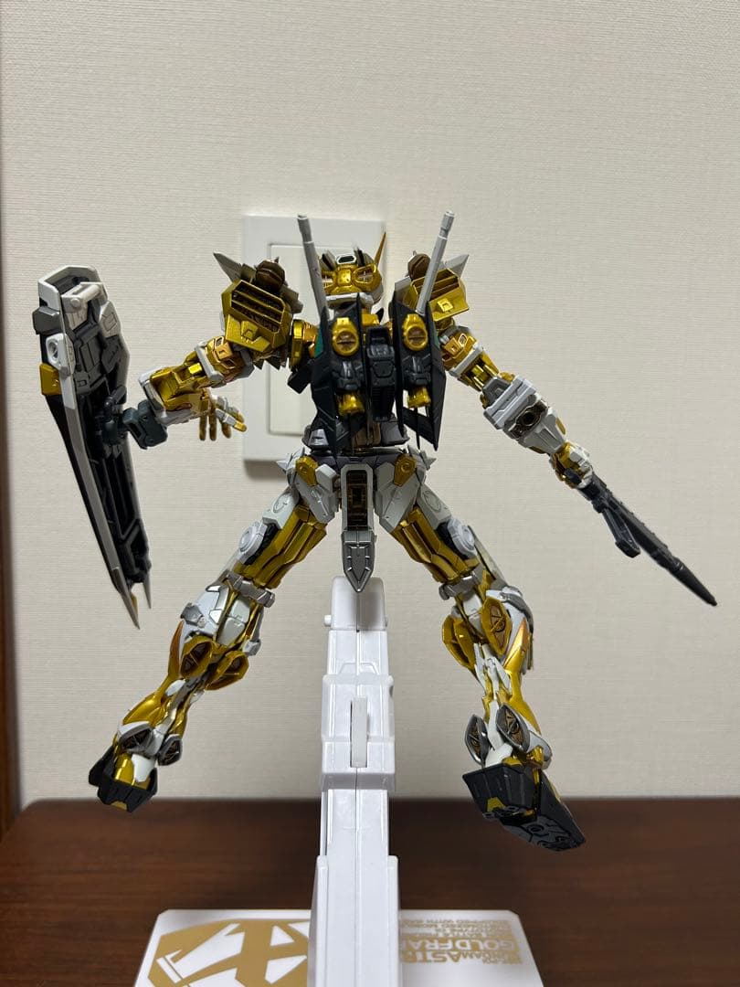 【値下げ】メタルビルド　アストレイ ゴールドフレーム