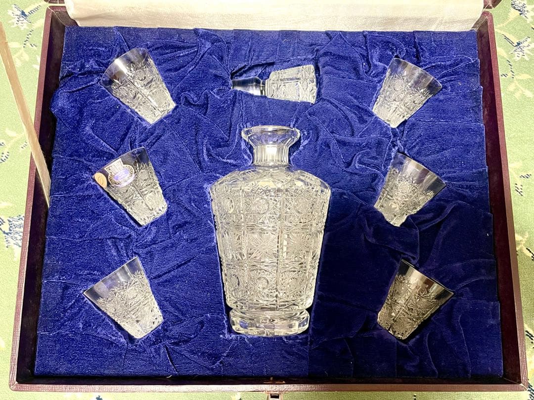 【未使用品】BOHEMIA Crystal デキャンタとグラス6個セット