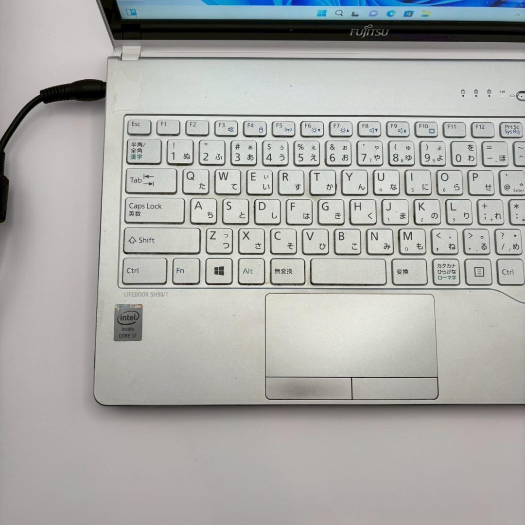 【FUJITSU】高性能i7 新品SSD512GB メモリ8GB ノートPC