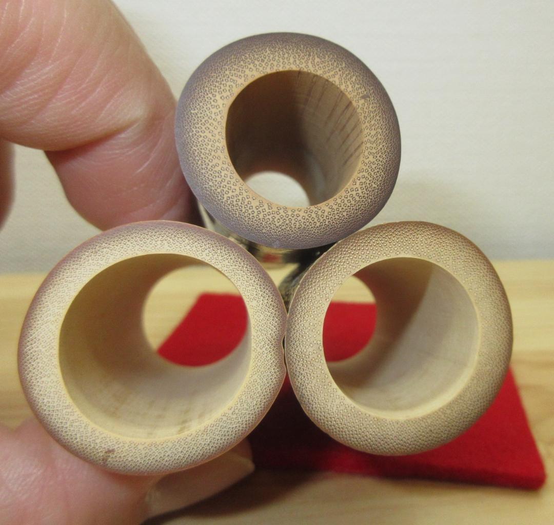 送料込【逢絢亭・新品】茶道具 竹三ツ輪蓋置 表千家好 木地 木製 宮下竹憲 共箱